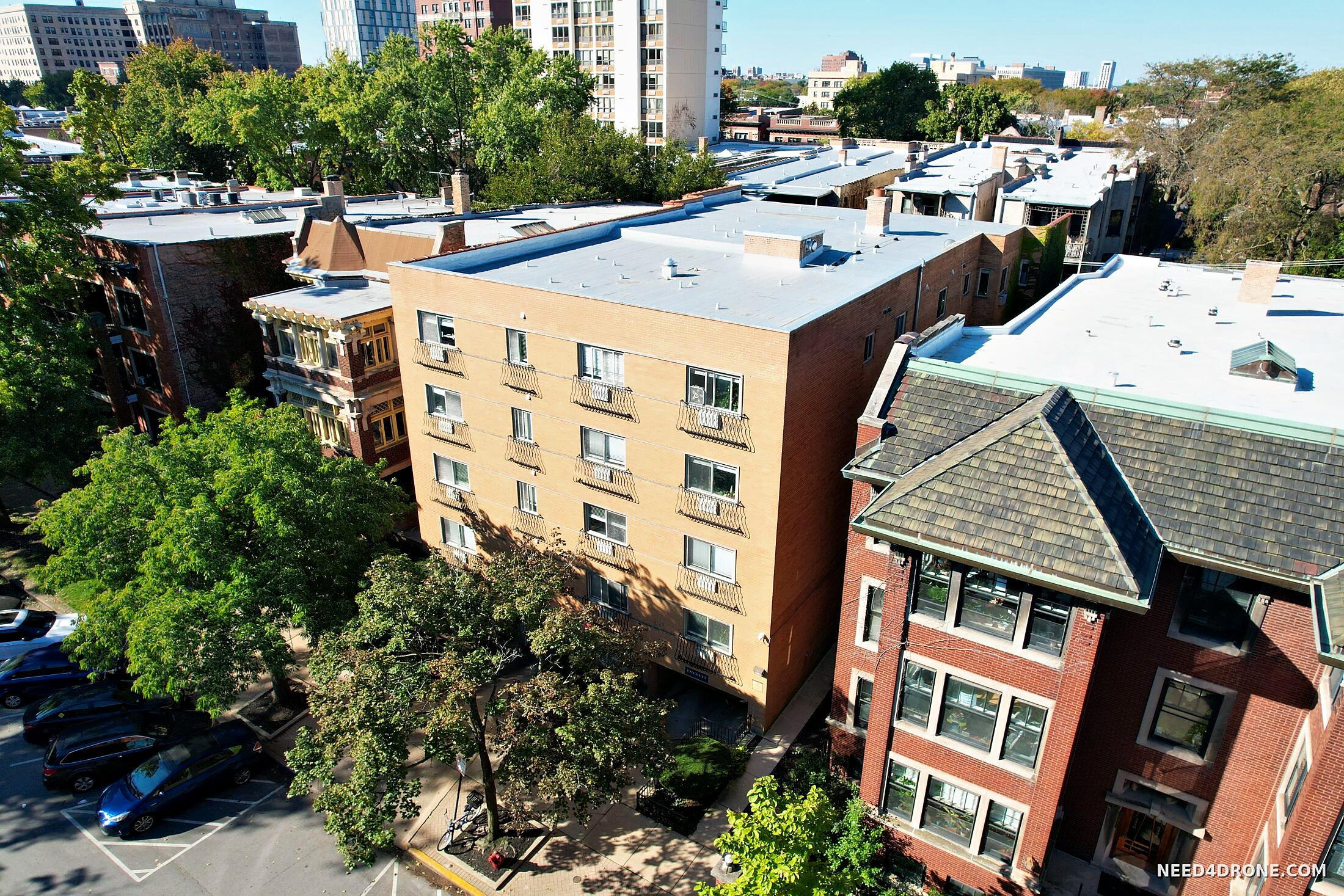 Aerial view of 5454 S Everett Avenue